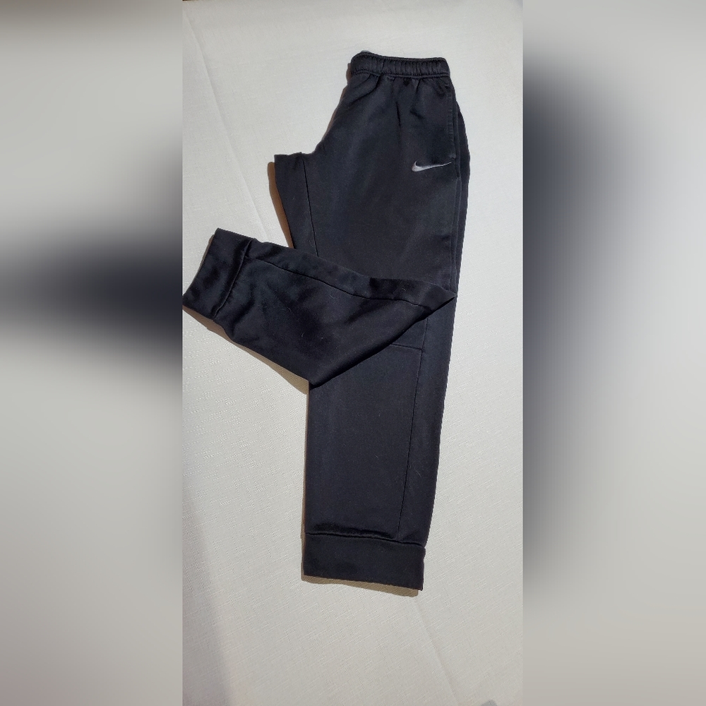 Nike dri fit joggers